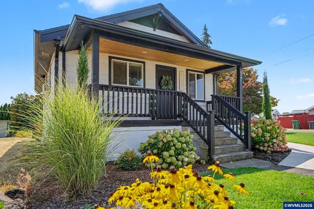 216 E Main St, Sublimity, OR 97385
