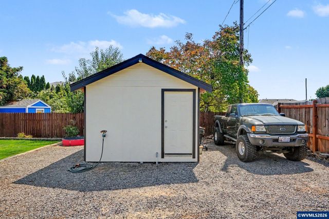 216 E Main St, Sublimity, OR 97385