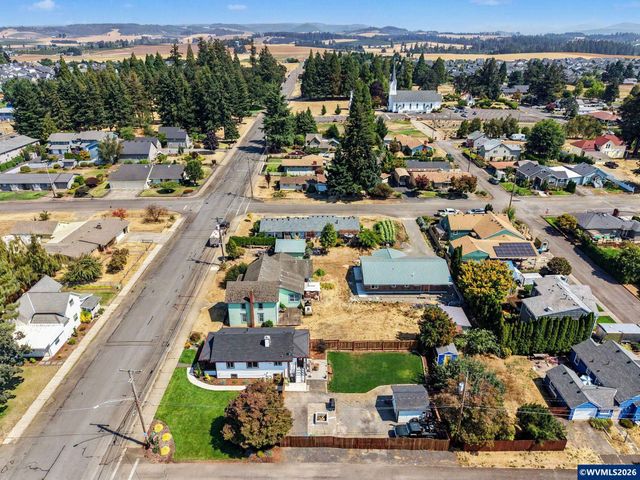 216 E Main St, Sublimity, OR 97385