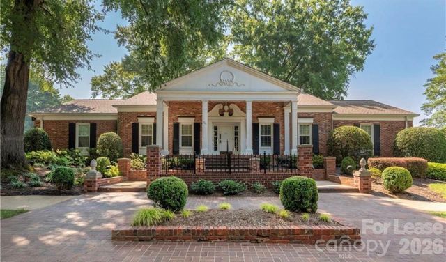 7014 Quail Hill Road, Charlotte, NC 28210