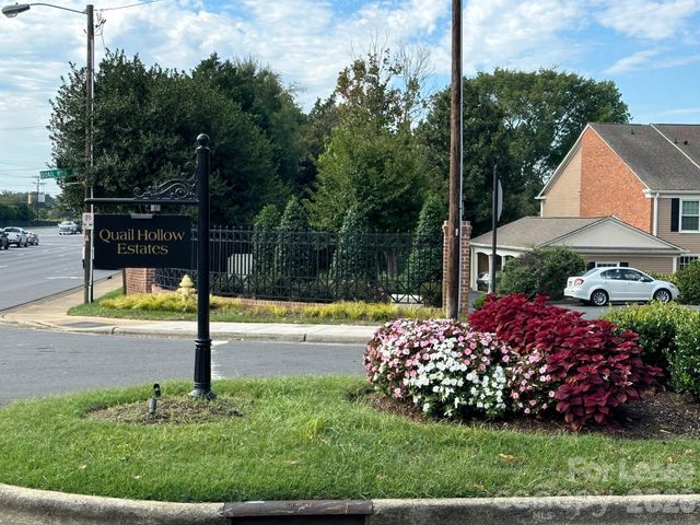 7014 Quail Hill Road, Charlotte, NC 28210