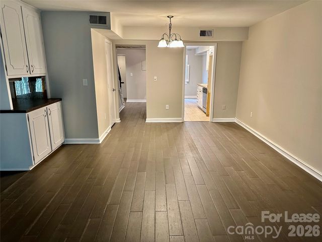 7014 Quail Hill Road, Charlotte, NC 28210