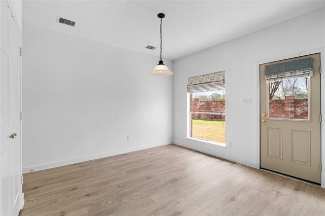 4206 Arboretum Drive, Pasadena, TX 77505