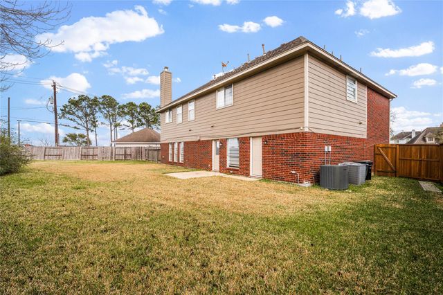 4206 Arboretum Drive, Pasadena, TX 77505