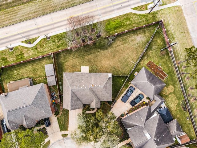 4206 Arboretum Drive, Pasadena, TX 77505
