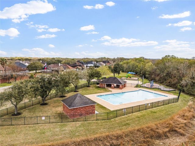 4206 Arboretum Drive, Pasadena, TX 77505