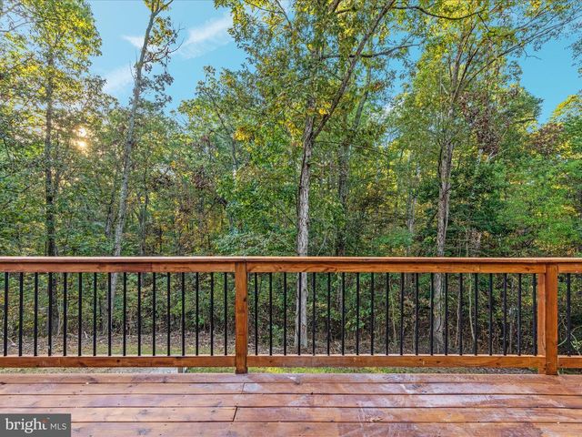 210 ZEIGER DR, Winchester, VA 22602