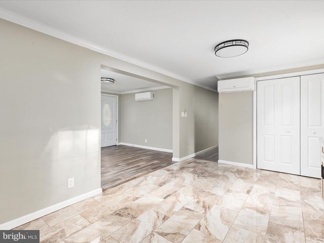 210 ZEIGER DR, Winchester, VA 22602