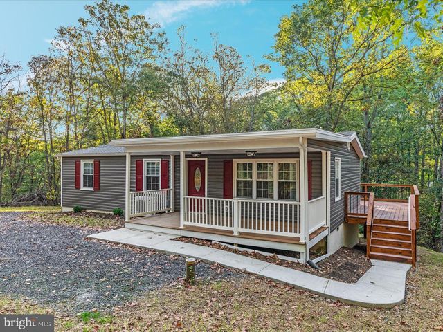 210 ZEIGER DR, Winchester, VA 22602