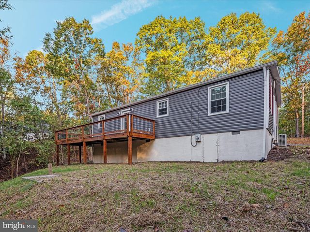 210 ZEIGER DR, Winchester, VA 22602