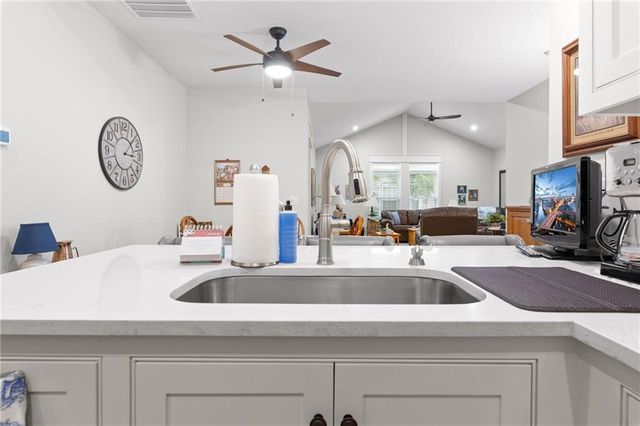 13975 W 112th Terrace, Olathe, KS 66215