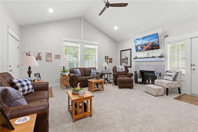 13975 W 112th Terrace, Olathe, KS 66215