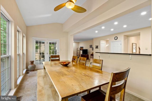 41 WATERFORD DR, Bordentown, NJ 08505