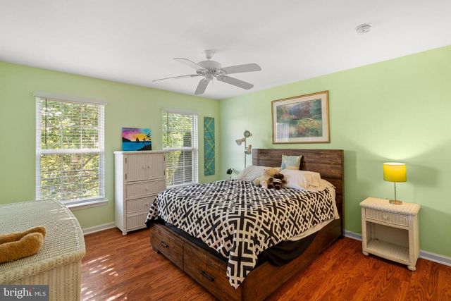 41 WATERFORD DR, Bordentown, NJ 08505