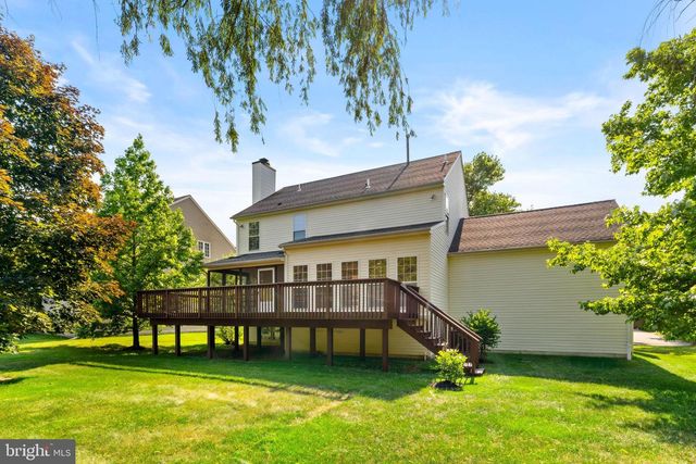 41 WATERFORD DR, Bordentown, NJ 08505