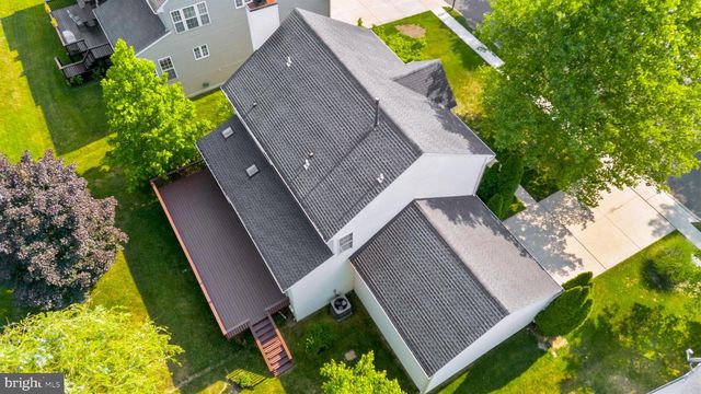 41 WATERFORD DR, Bordentown, NJ 08505