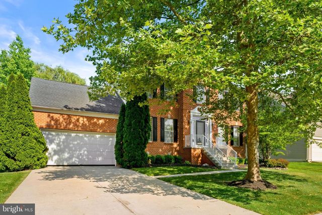 41 WATERFORD DR, Bordentown, NJ 08505
