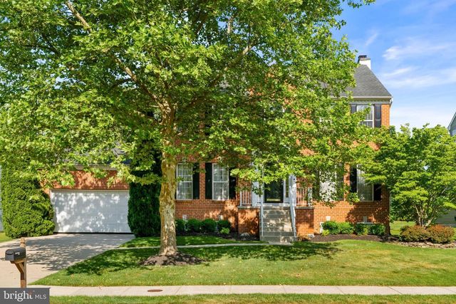 41 WATERFORD DR, Bordentown, NJ 08505