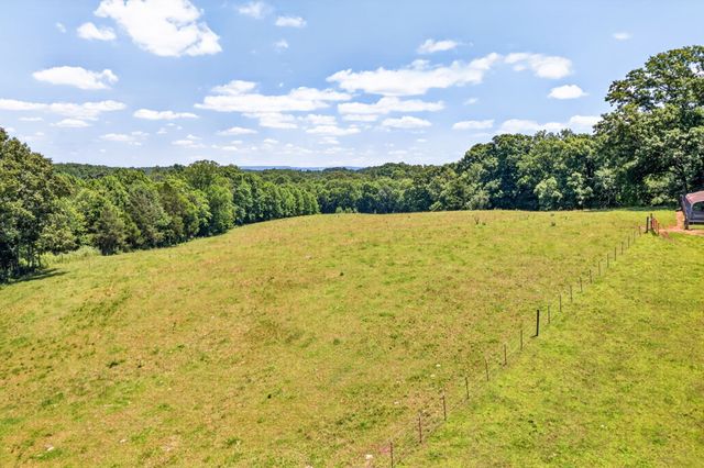 5335 Hickey Ridge Rd, Baxter, TN 38544