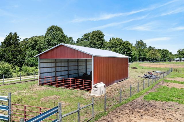 5335 Hickey Ridge Rd, Baxter, TN 38544