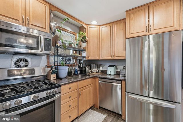 729 CHANDLER ST, Philadelphia, PA 19111