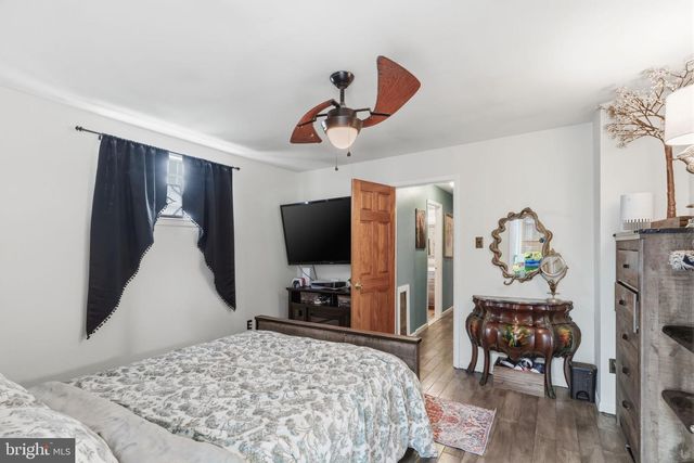 729 CHANDLER ST, Philadelphia, PA 19111