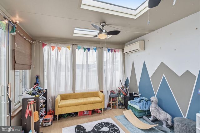 729 CHANDLER ST, Philadelphia, PA 19111