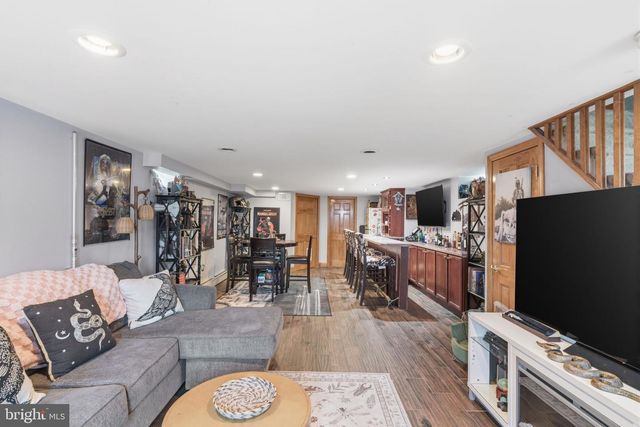 729 CHANDLER ST, Philadelphia, PA 19111