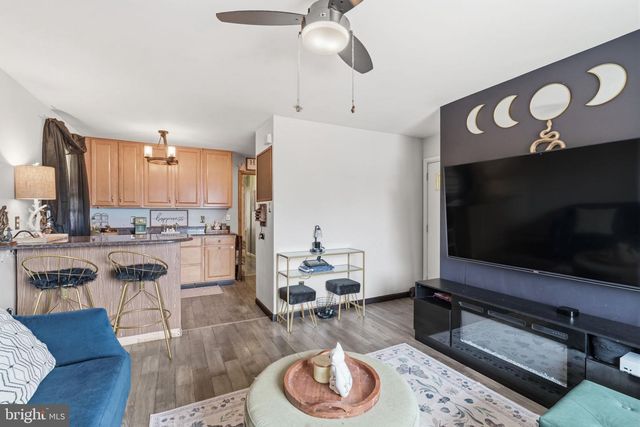 729 CHANDLER ST, Philadelphia, PA 19111