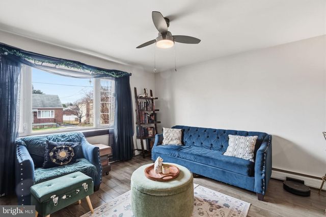 729 CHANDLER ST, Philadelphia, PA 19111