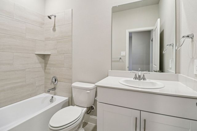 4010 Granbury Drive, Farmersville, TX 75442