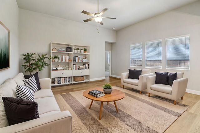 4010 Granbury Drive, Farmersville, TX 75442