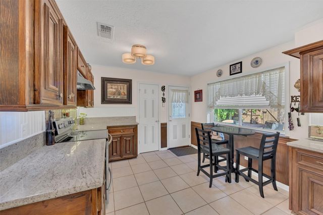 541 Natchez Park, Conroe, TX 77302