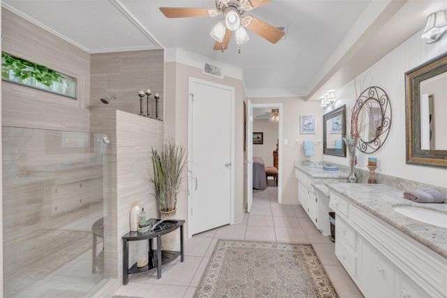 541 Natchez Park, Conroe, TX 77302