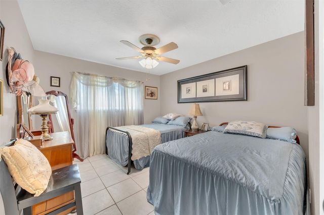 541 Natchez Park, Conroe, TX 77302