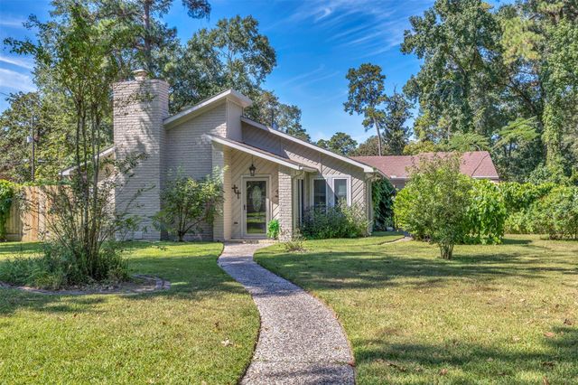541 Natchez Park, Conroe, TX 77302