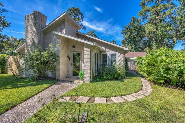 541 Natchez Park, Conroe, TX 77302