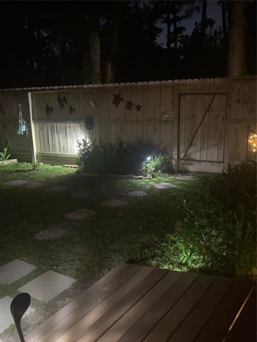 541 Natchez Park, Conroe, TX 77302