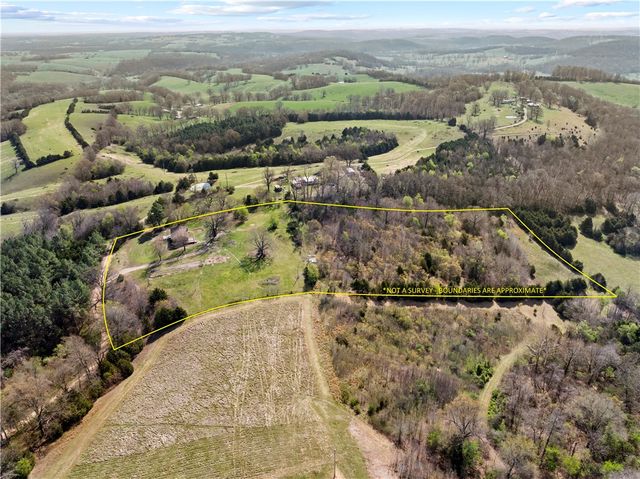 5149 Brewster Lane, Harrison, AR 72601