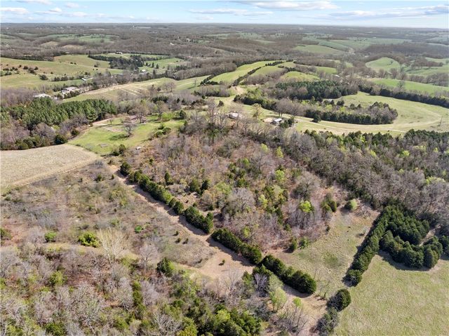 5149 Brewster Lane, Harrison, AR 72601