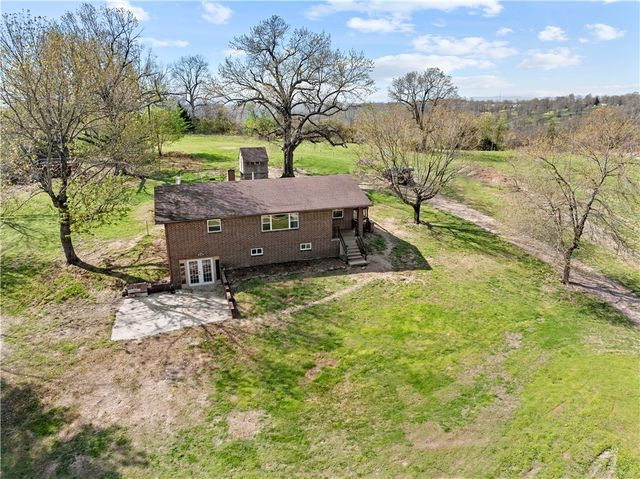 5149 Brewster Lane, Harrison, AR 72601