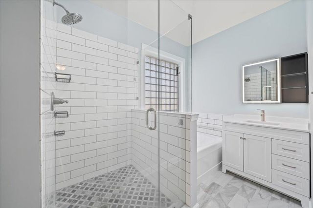 10076 SHELBY MEADOWS LN, Unincorporated, TN 38002