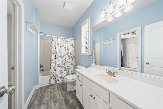 10076 SHELBY MEADOWS LN, Unincorporated, TN 38002