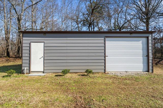 10076 SHELBY MEADOWS LN, Unincorporated, TN 38002