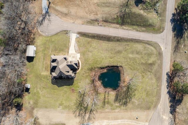 10076 SHELBY MEADOWS LN, Unincorporated, TN 38002