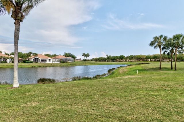 1743 Victoria Circle, Vero Beach, FL 32967