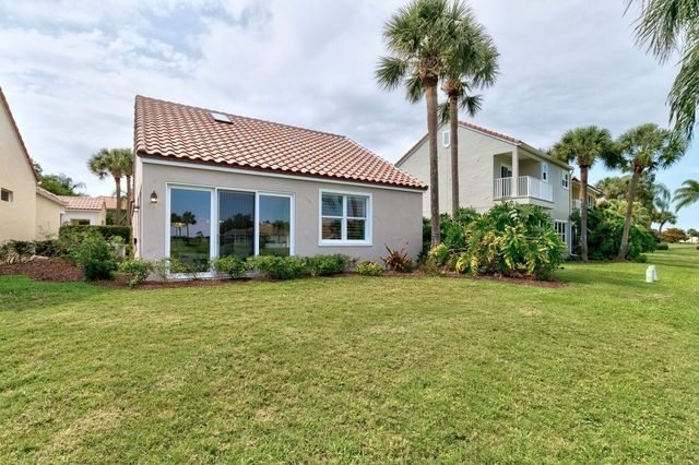 1743 Victoria Circle, Vero Beach, FL 32967