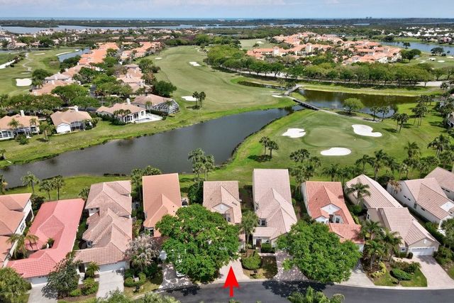 1743 Victoria Circle, Vero Beach, FL 32967