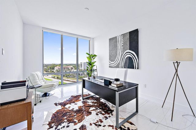 3 Water Club Way 1002, North Palm Beach, FL 33408