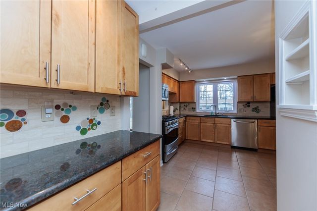 749 Lindenwood Lane, Medina, OH 44256